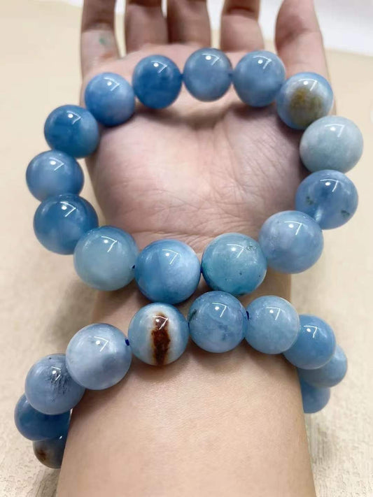 Natural aquamarine beaded bracelet